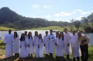 Batismo-em-queimado-no-mês-de-agosto